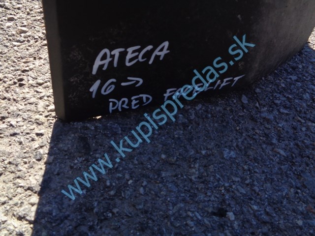 spoiler zadného  nárazníka na seat atecu, spodná časť